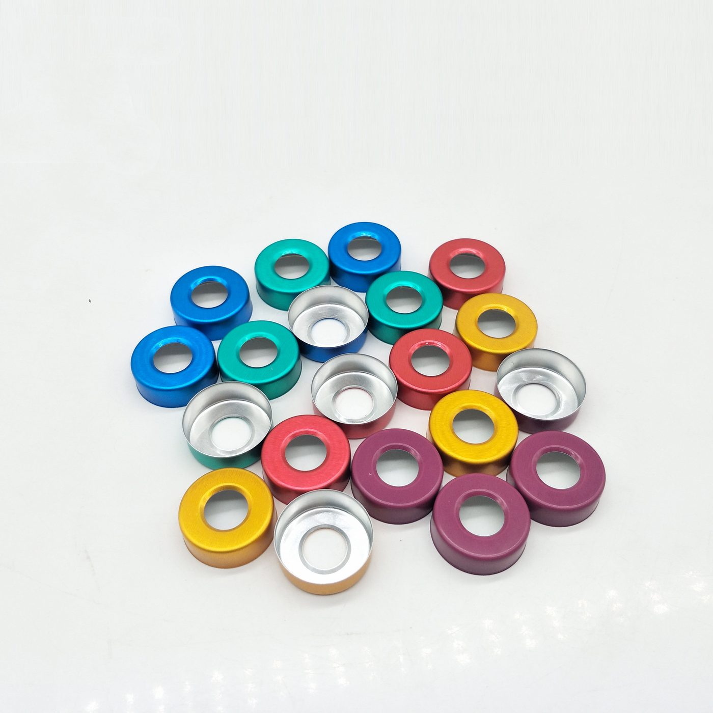 Aluminum cap with a hole 20 mm