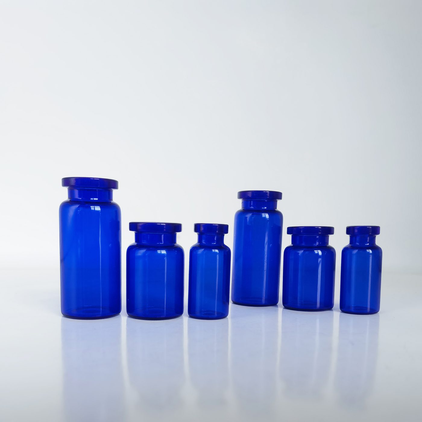 Blue glass sterile injection medicine vial 3 / 5 / 7 / 10 ml