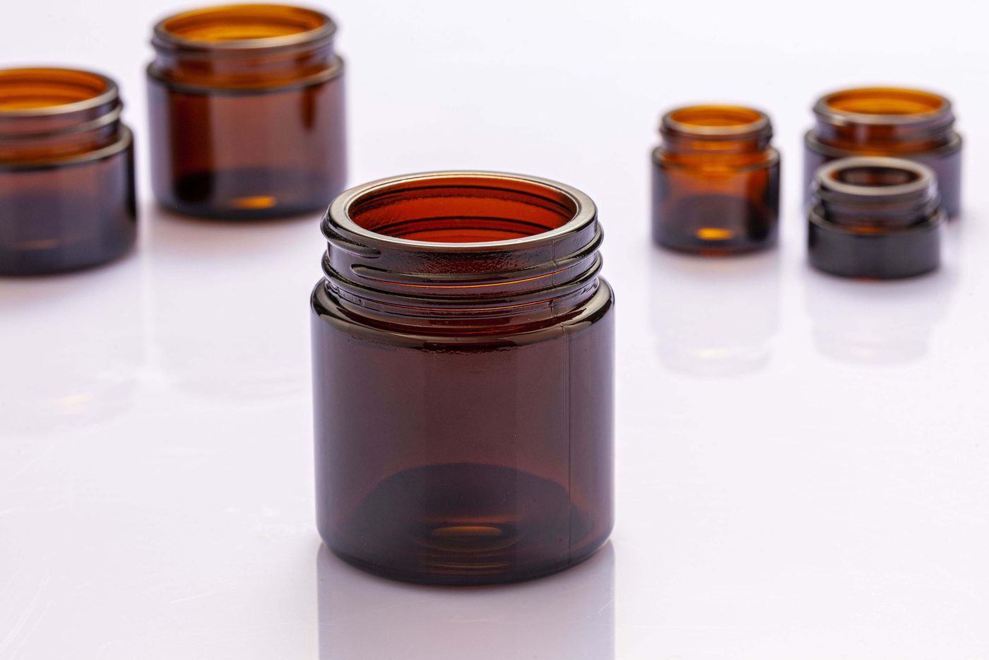Amber cosmetic glass cream jar — 4