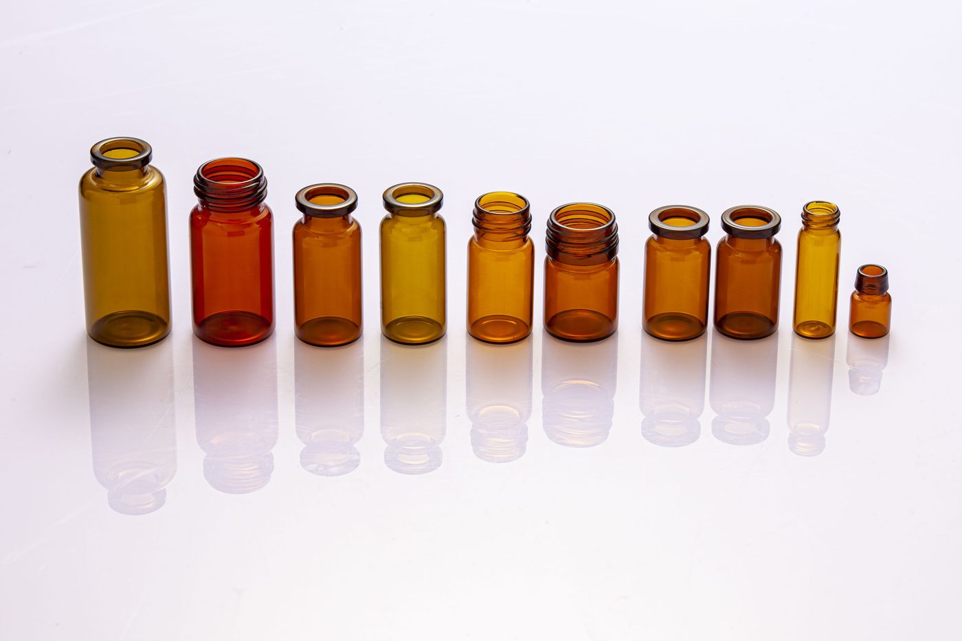 Amber tubular glass vials — 4