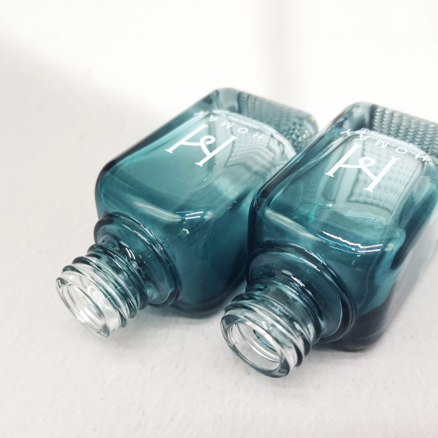 Blue frosted essential oil bottle 30 ml
