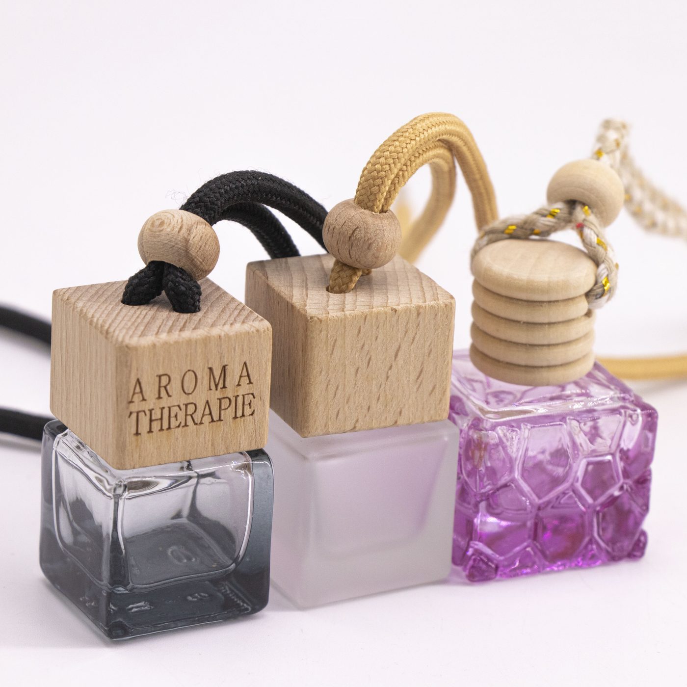 Car fragrance bottle with wooden cap 8 ml